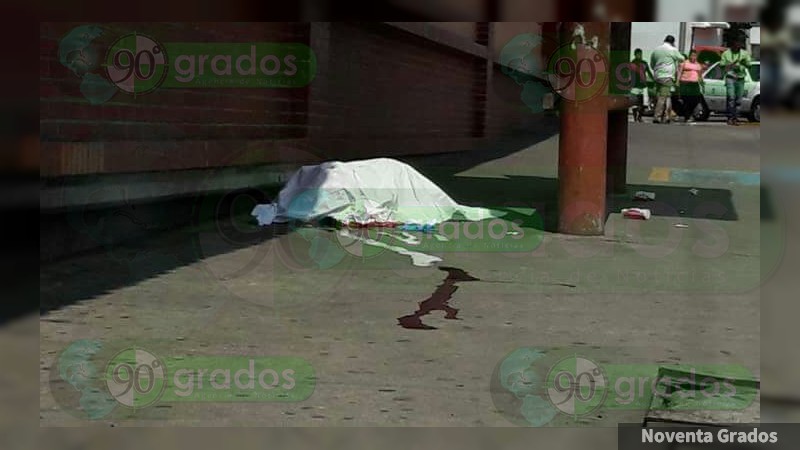 Asesinan a mujer en Zihuatanejo, Guerrero  - Foto 0 