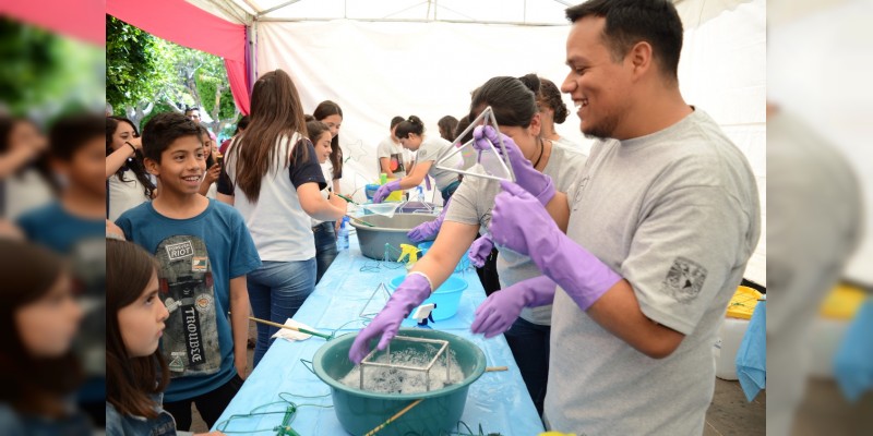 La Feria Matemática de Morelia 2018 vínculo entre la academia y la sociedad 
