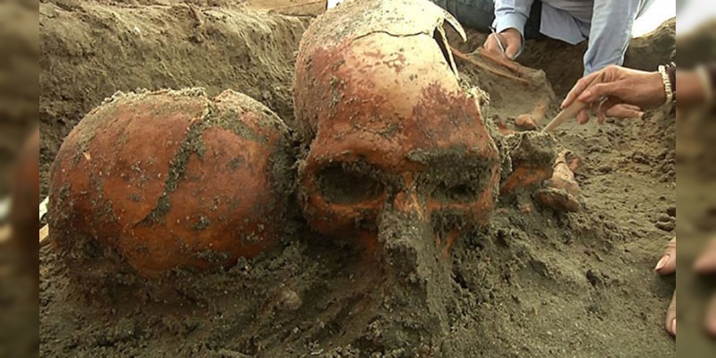 Descubren restos humanos prehistóricos en una playa de México  