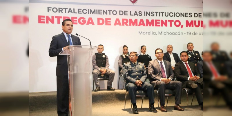 Fortalecer cuerpos de seguridad municipales, el reto: Gobernador de Michoacán  