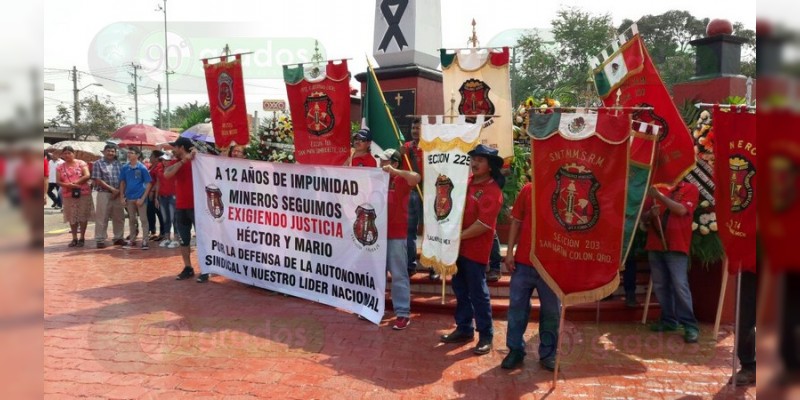 Conmemoran un aniversario más del "Jueves Negro" en Lázaro Cárdenas, Michoacán - Foto 3 