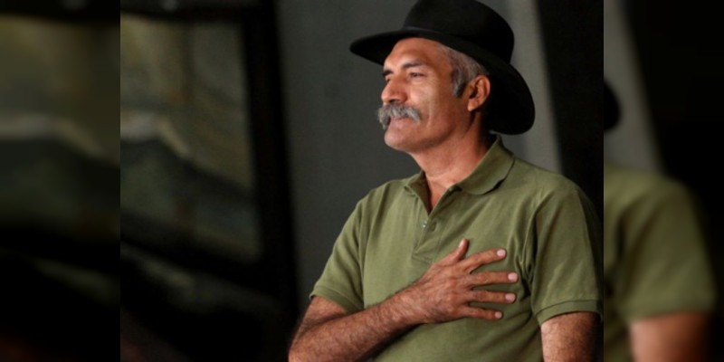 Mireles Valverde y la tragicomedia de la política mexicana o ¿para qué será diputado? 