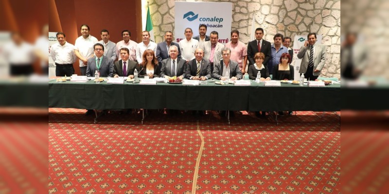 Se reestructura Comité de Vinculación del Conalep Michoacán 