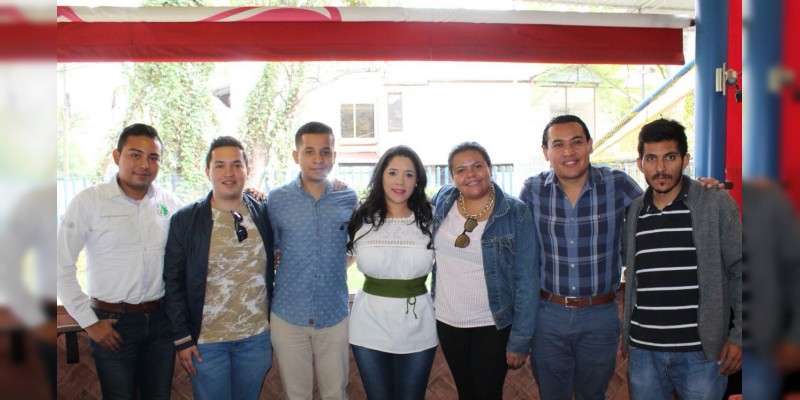Líderes estudiantiles de tecnológicos denuncian fraude de Beca Futuro ante Xóchitl Ruiz González 