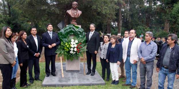 Llama Medardo Serna a construir una nueva era inspirada en los Sentimientos de la Nación - Foto 1 