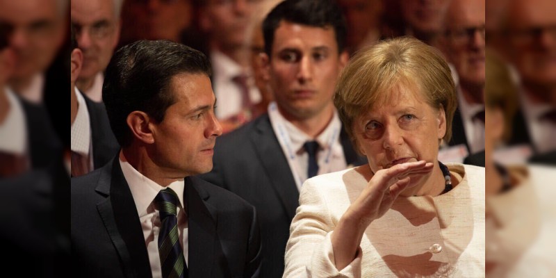 En la Feria de Hannover, Peña Nieto y Ángela Merkel celebran el nuevo acuerdo de comercio - Foto 0 