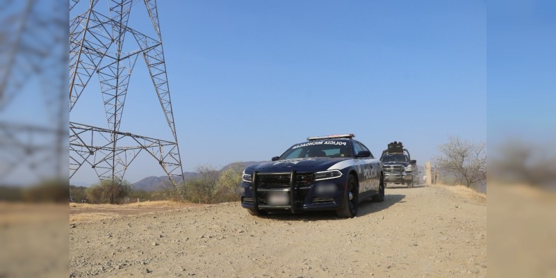 Policías y militares mantienen blindaje en la Autopista Siglo XXI - Foto 0 