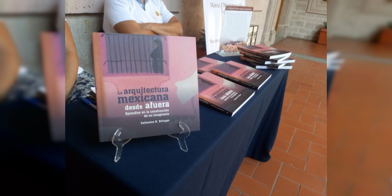 Agradece UMSNH a investigadores que dejan huella a través de sus libros - Foto 1 