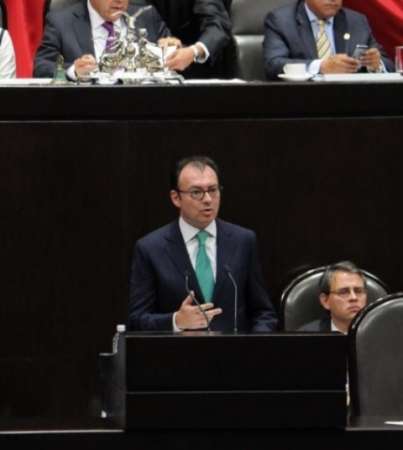 Videgaray comparece ante diputados y pide no aplicar IVA a alimentos y medicinas 