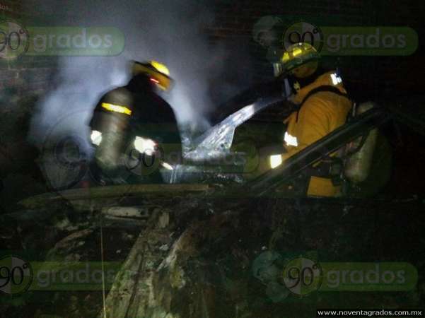 Incendio en Zacapu, Michoacán, deja cuantiosos daños materiales - Foto 1 