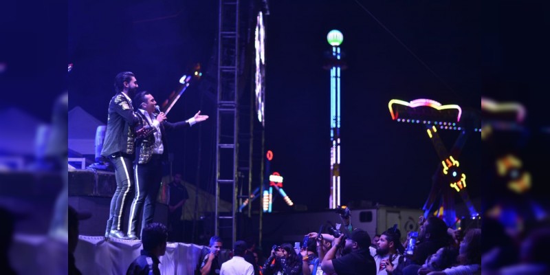 Disfrutan michoacanos y michoacanas a La Trakalosa en la Expo Fiesta 2018 