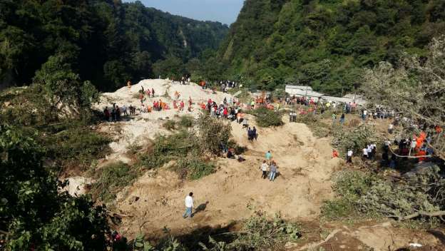 Deslave en Guatemala deja al menos 10 muertos y 100 desparecidos - Foto 1 