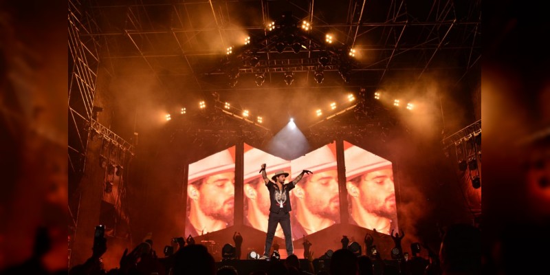 Un éxito, presentación de Maluma en la Expo Fiesta Michoacán 2018 - Foto 1 