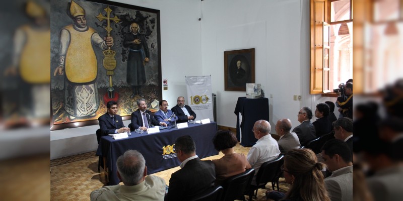 Presentan la colección Centenario de la Universidad Michoacana de San Nicolás de Hidalgo 1917-2017 