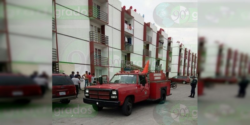 Se incendia un departamento en fraccionamiento de Zamora, Michoacán 