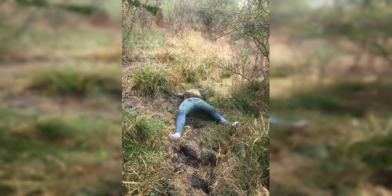 Localizan el cadáver putrefacto de una mujer en Zamora, Michoacán 