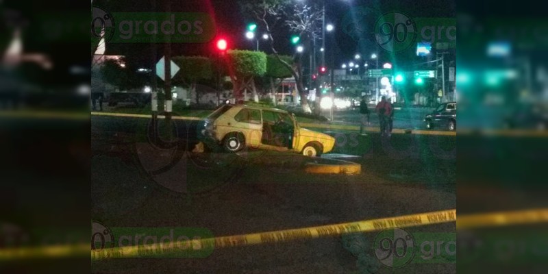 Asesinan a un hombre frente el monumento a Lázaro Cárdenas en Morelia - Foto 0 
