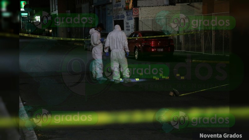 Asesinan a un hombre frente el monumento a Lázaro Cárdenas en Morelia - Foto 10 