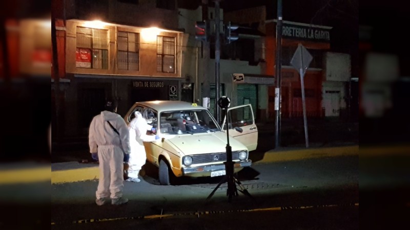 Asesinan a un hombre frente el monumento a Lázaro Cárdenas en Morelia - Foto 13 