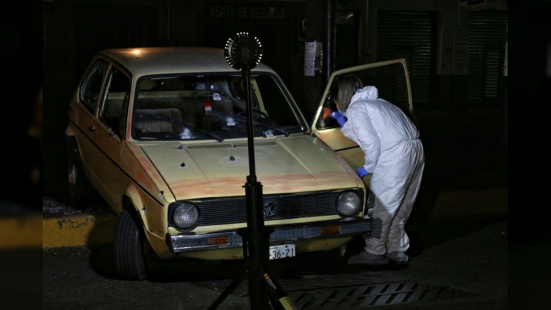 Asesinan a un hombre frente el monumento a Lázaro Cárdenas en Morelia - Foto 4 