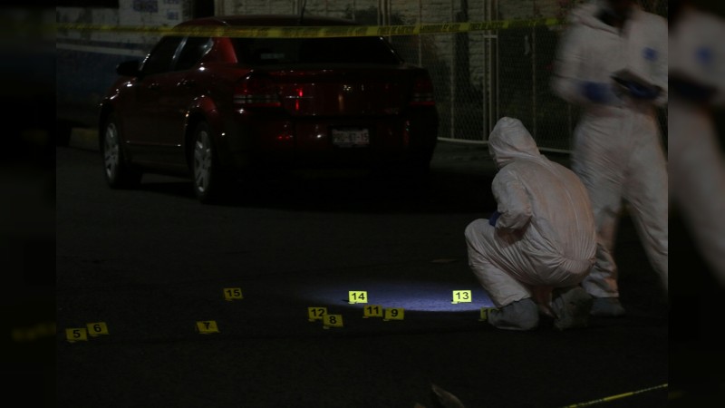 Asesinan a un hombre frente el monumento a Lázaro Cárdenas en Morelia - Foto 5 