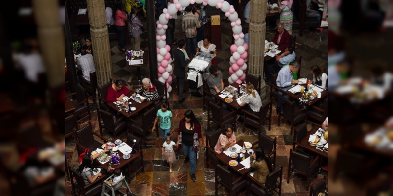 Se esperan ventas por 45 mil mdp en este Día de las Madres  