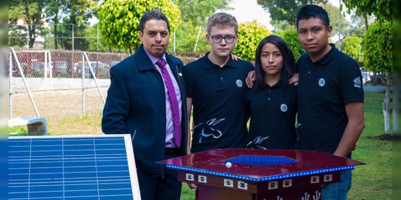 Estudiantes del IPN crean centro de carga solar de alta eficiencia 