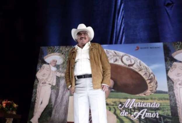 Vicente Fernández anuncia concierto de despedida en el Estadio Azteca 