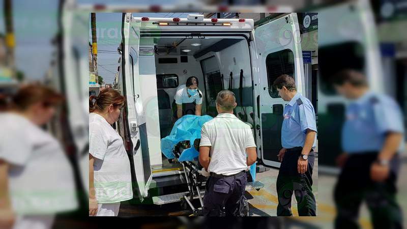 Explota camioneta con pirotecnia en Ecuandureo, Michoacán: Un muerto y dos heridos - Foto 0 