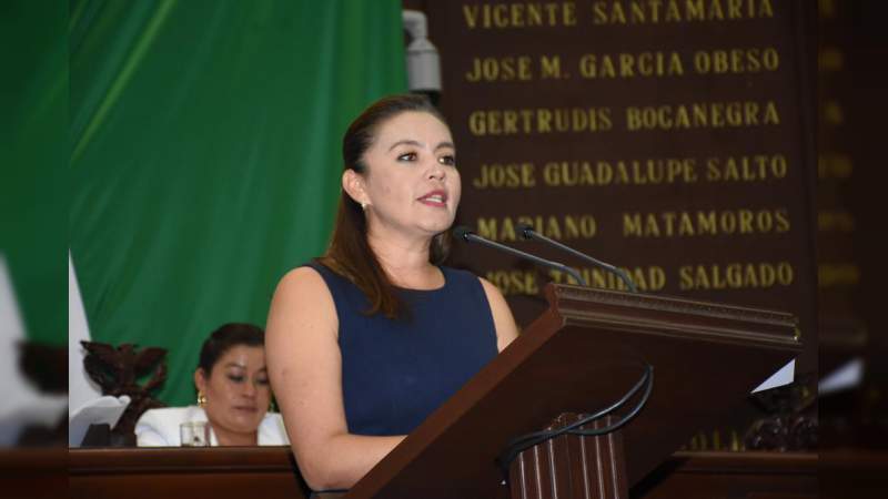 Los maestros nicolaitas, ejemplo de compromiso con el desarrollo de Michoacán: Yarabí Ávila 