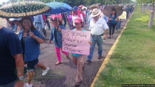 Se manifiestan tablajeros en Lázaro Cárdenas, Michoacán - Foto 3 