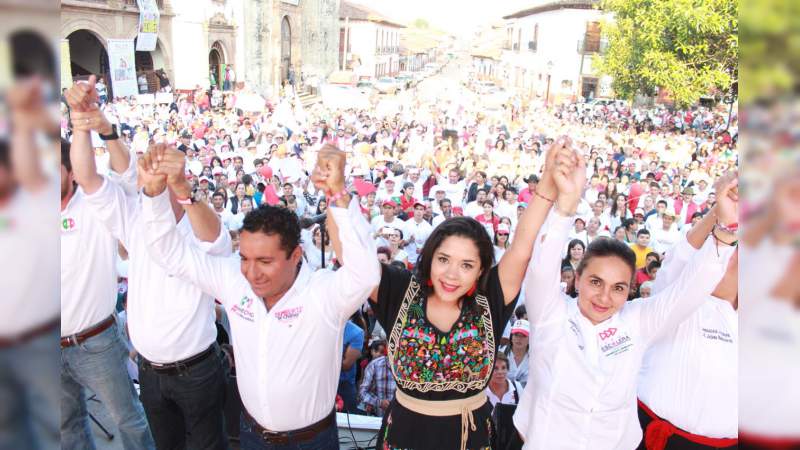 Rescatar valores y promover turismo vitales para Pátzcuaro: Xóchitl Ruiz  