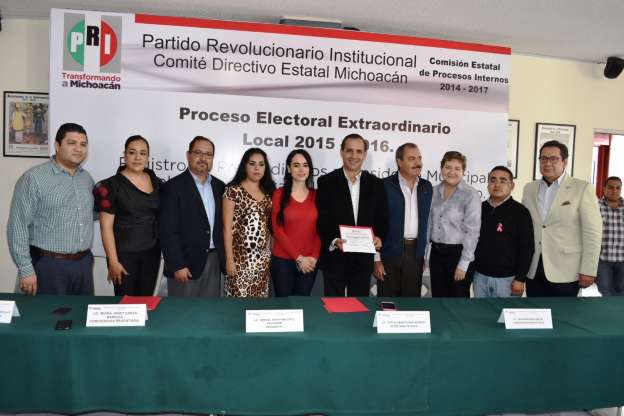 Se registran candidatos del PRI para el proceso electoral extraordinario en Michoacán - Foto 0 