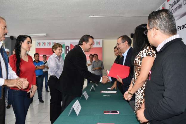 Se registran candidatos del PRI para el proceso electoral extraordinario en Michoacán - Foto 2 
