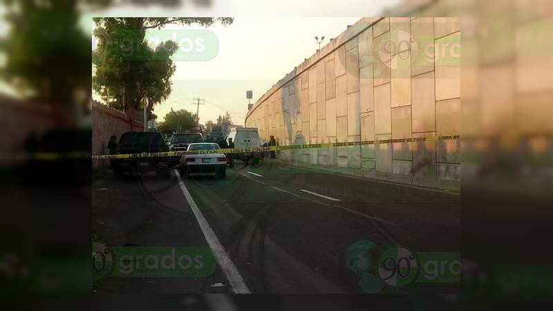 Localizan cadáver y narcomensaje en Apaseo el Grande, Guanajuato - Foto 2 
