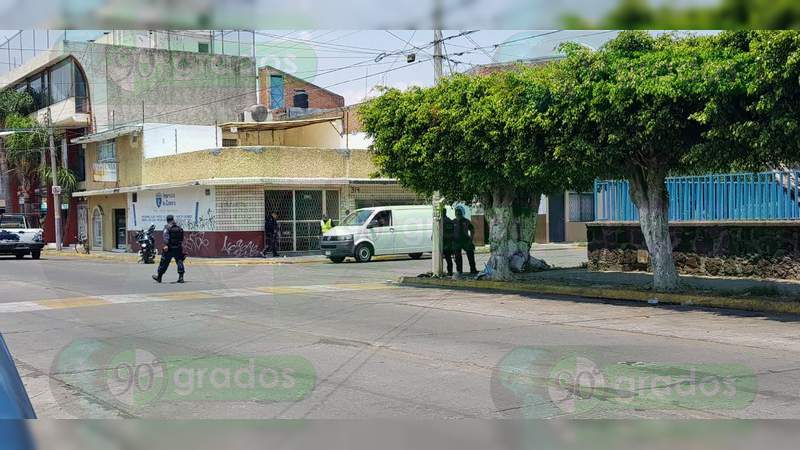 Asesinan a dos vendedores de ropa en Zamora, Michoacán - Foto 1 