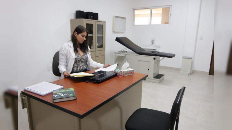 Medicina general, especialidades y análisis clínicos, disponibles en Clínica Municipal Poniente 