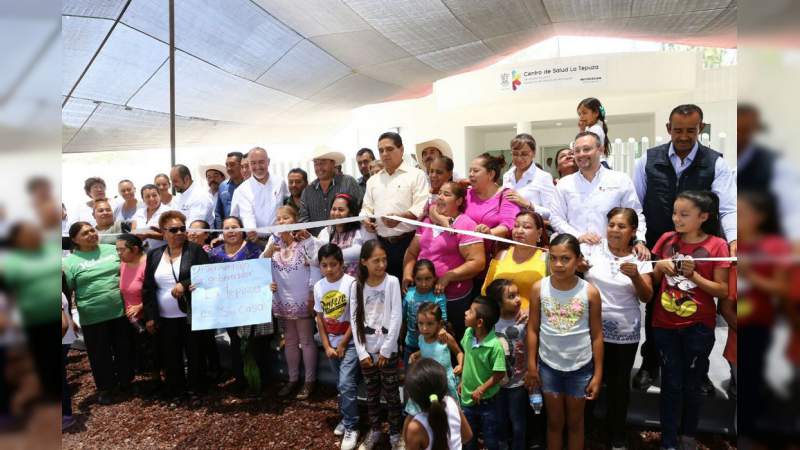 Recibe comunidad de La Tepuza el primer Centro de Salud en su historia  - Foto 4 
