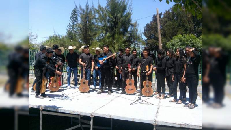 La FNERRR invita a los jovenes a formar parte de las casas del estudiante - Foto 4 