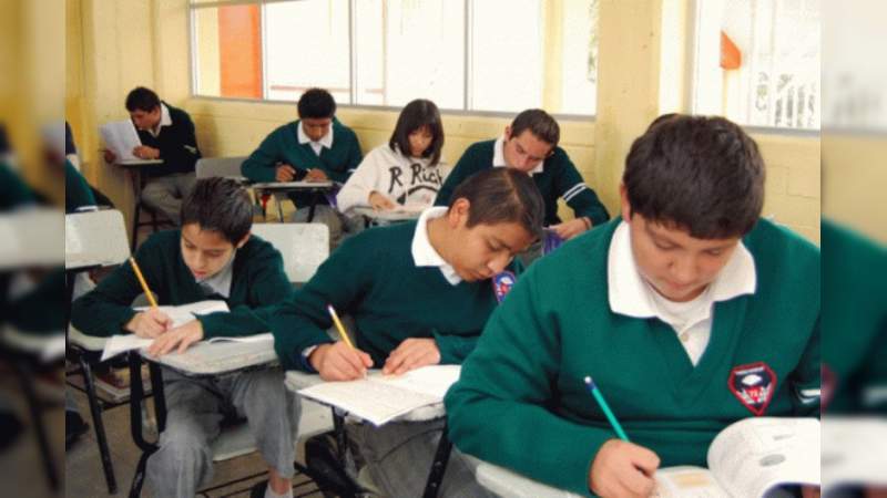 Educación: Michoacán ante el Espejo 