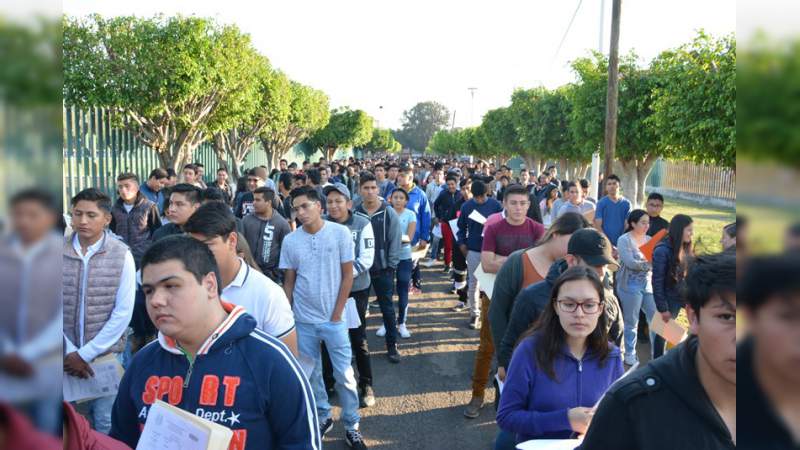 UMSNH necesita jóvenes dispuestos a seguir las reglas y dar su mejor esfuerzo: Salvador García - Foto 1 