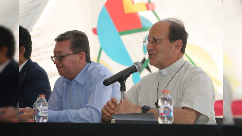 Por necesidad y no voluntad se dan las migraciones humanas en la actualidad, recuerdan el librofest metropolitano - Foto 0 