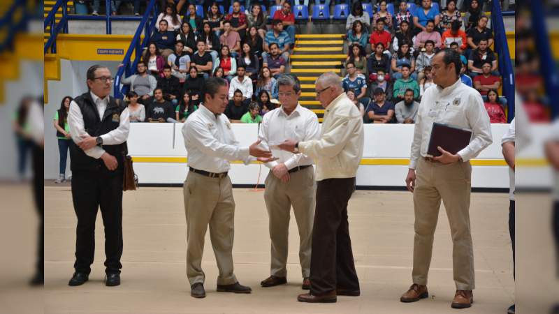 Educación de calidad, esencial para hacer frente a la demanda social: Damián Arévalo - Foto 0 