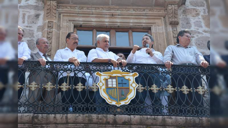 Más de 16 mil nicolaitas salieron a las calles para exigir un presupuesto suficiente, oportuno y digno - Foto 1 