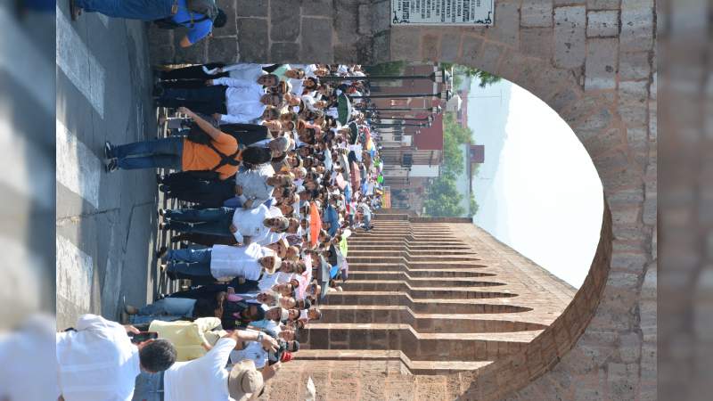 Más de 16 mil nicolaitas salieron a las calles para exigir un presupuesto suficiente, oportuno y digno - Foto 2 