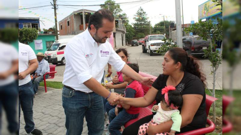 Más de 25 mil personas escucharon las propuestas de Fausto Vallejo Mora - Foto 1 