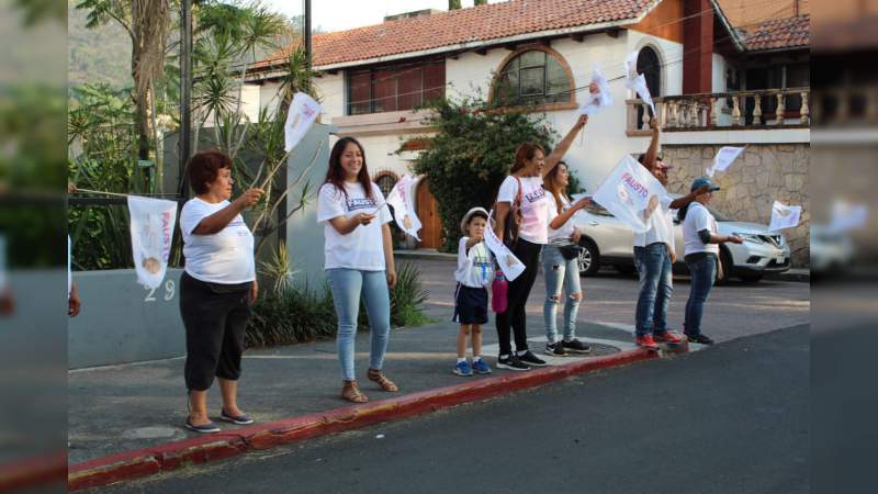 Morelianos apoyan proyecto de Fausto Vallejo Figueroa - Foto 2 