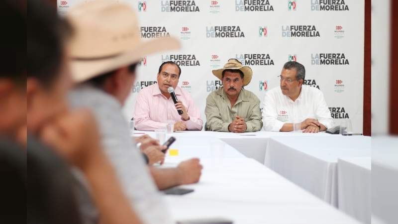 Impulsará Gerónimo Color a mezcaleros para fomentar economía local - Foto 0 