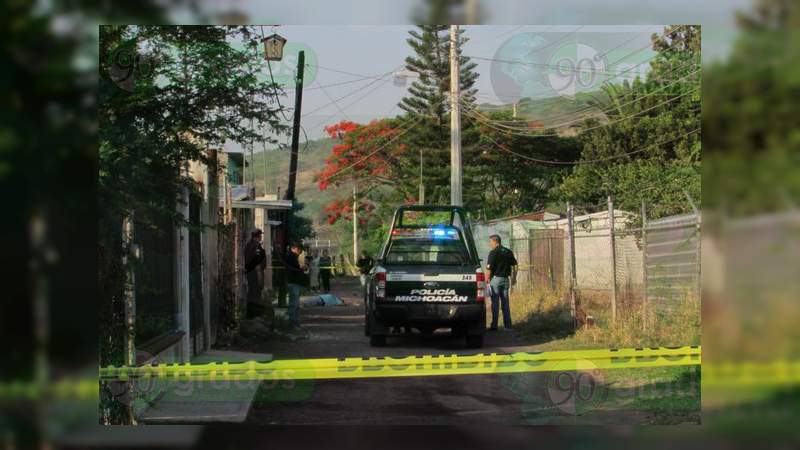 Asesinan a un hombre frente a su casa y negocio en Zamora, Michoacán - Foto 1 