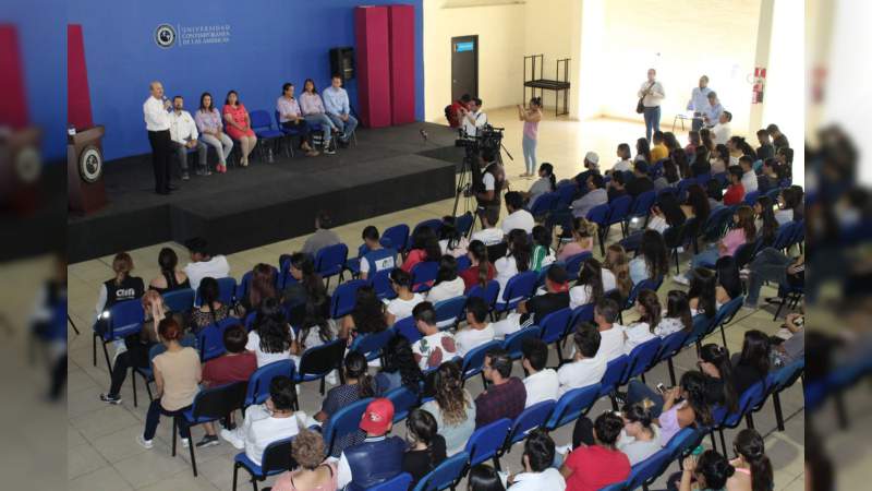 Participación de los jóvenes, fundamental para el desarrollo de Morelia: Fausto Vallejo Figueroa - Foto 0 